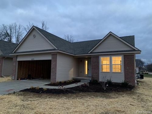11453 Hidden Oaks Dr, Clio, MI, 48420-2905 | Card Image