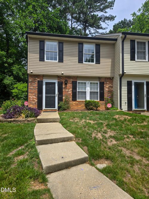 7831 Stephanie Ln, Raleigh, NC, 27615-5031 | Card Image