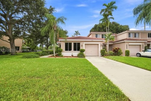 1533 W Harmony Lake Cir, Davie, FL, 33324-7117 | Card Image
