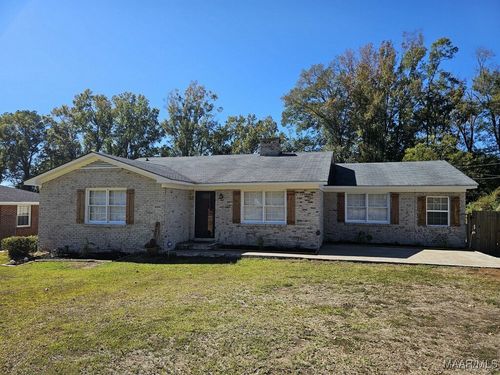 521 Dixie Dr, Selma, AL, 36701-6767 | Card Image