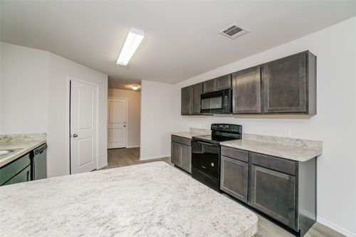 220 Blue Crane Street, Huntsville, TX, 77320 | Card Image