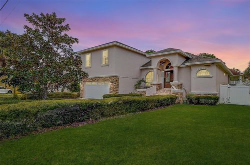 720 Sunset Drive, TARPON SPRINGS, FL, 34689 | Card Image