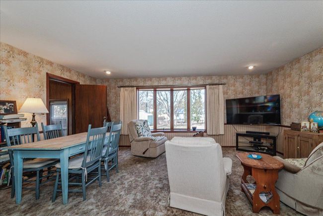 10-Family Room with Bow Andersen Window | Image 10