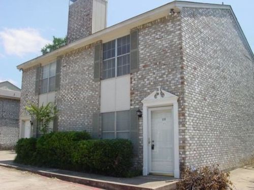 110 Graystone Pl, Duncanville, TX, 75137-3232 | Card Image