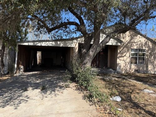 909 E 1st St Street E, Alice, TX, 78332 | Card Image
