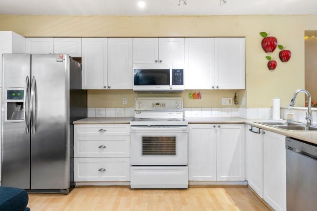 61 - 12711 64 Ave, Townhouse with 3 bedrooms, 2 bathrooms and 2 parking in Surrey BC | Image 15