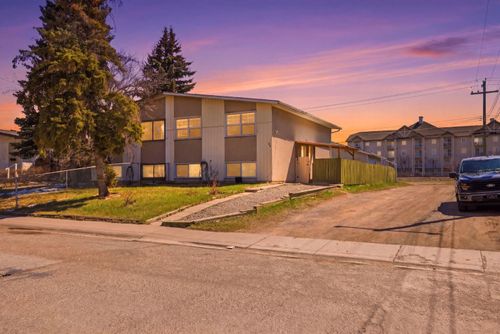 54 Pennsburg Way Se, Calgary, AB, T2A2J5 | Card Image