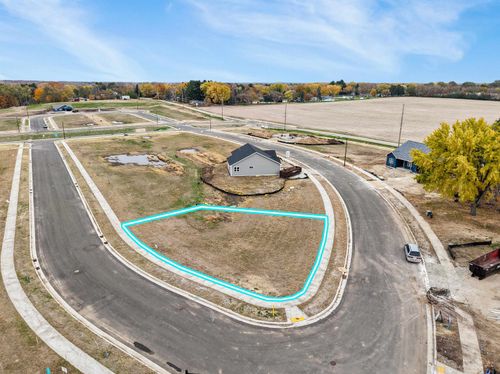 376 Dahlia Drive, Stoughton, WI, 53589 | Card Image