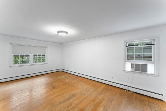 120 Pulaski Hwy, House other with 3 bedrooms, 2 bathrooms and 1 parking in Ansonia CT | Image 16