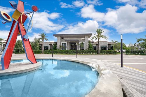 apt-203-8167 Nw 41st St, Doral, FL, 33166-6275 | Card Image