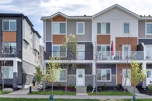 212 Creekstone Drive Sw, Calgary, AB, T2X5L1 | Card Image