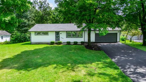 1950 W Skyview Dr, Beavercreek, OH, 45432-2439 | Card Image