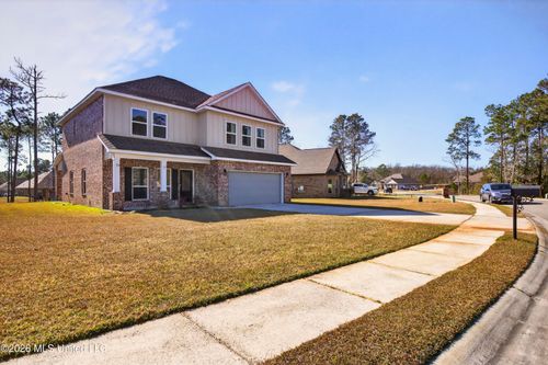7131 Sonoma Dr, Biloxi, MS, 39532-6609 | Card Image