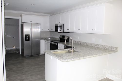 5123 Hanging Rock Court, Hickory, NC, 28601 | Card Image
