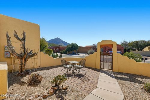 11324 N Mountain Meadow Pl, Oro Valley, AZ, 85737-4617 | Card Image