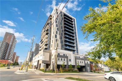 1208 - 128 King St N, Condo with 1 bedrooms, 1 bathrooms and 1 parking in Waterloo ON | Image 2