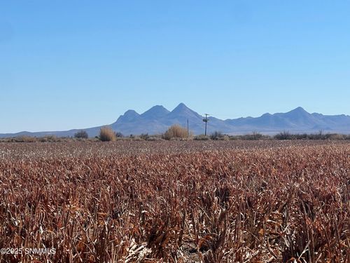 990 New Frontier Dr Sw, Deming, NM, 88030 | Card Image