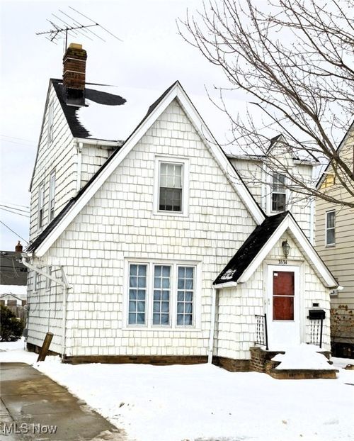 3634 Pennington Rd, Shaker Heights, OH, 44120-5066 | Card Image