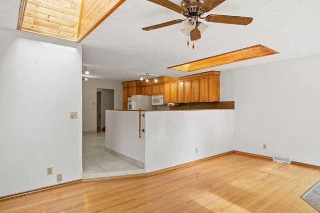 11408 Wilcox St Se, House other with 5 bedrooms, 3 bathrooms and 6 parking in Calgary AB | Image 13