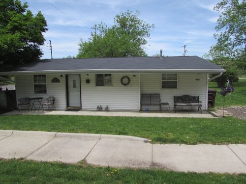 430 W Race Street, Leslie, MI, 49251 | Card Image