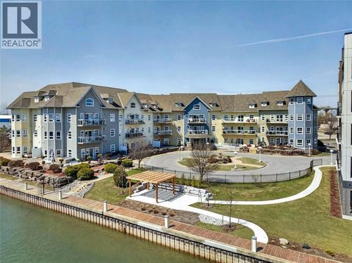 310-1550 Venetian Blvd, Point Edward, ON, N7T0A4 | Card Image