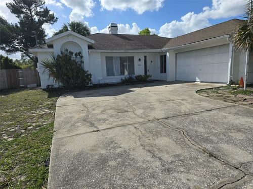 3025 Foxboro Cir, DELTONA, FL, 32738-9566 | Card Image