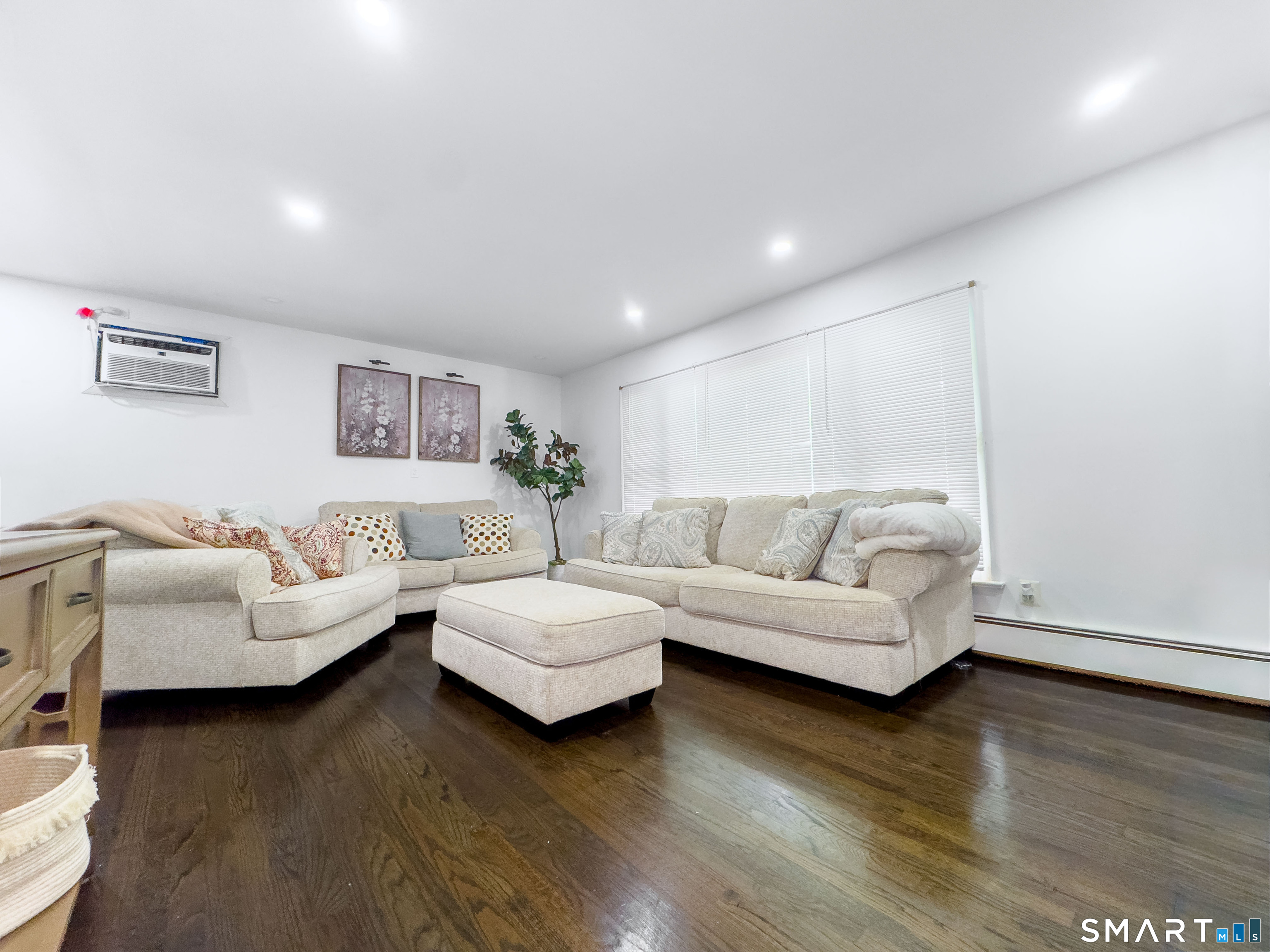 Residential Lease in Norwalk