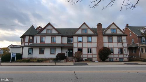 400 N Broad St, Lansdale, PA, 19446-2414 | Card Image