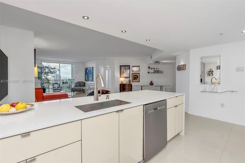 apt-1205-9055 Sw 73rd Ct, Miami, FL, 33156-2953 | Card Image