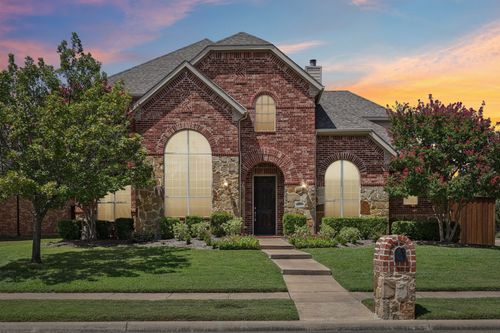 11295 Apple Valley Dr, Frisco, TX, 75033-1490 | Card Image