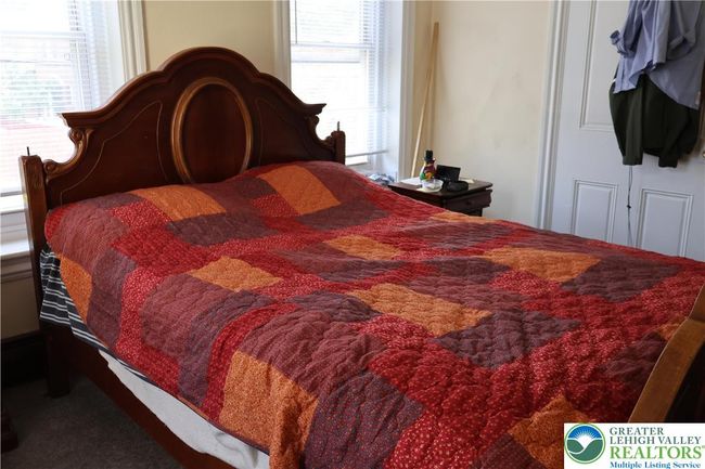 1533 E Emmaus Ave, House other with 4 bedrooms, 2 bathrooms and null parking in Allentown PA | Image 22