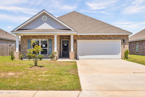 7348 Shearwater Way, Ocean Springs, MS, 39564-4588 | Card Image