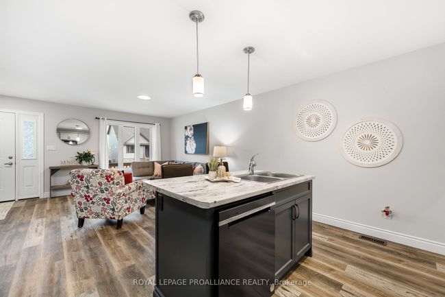 29 Rabbit Rd, House attached with 3 bedrooms, 2 bathrooms and 1 parking in Brighton ON | Image 16