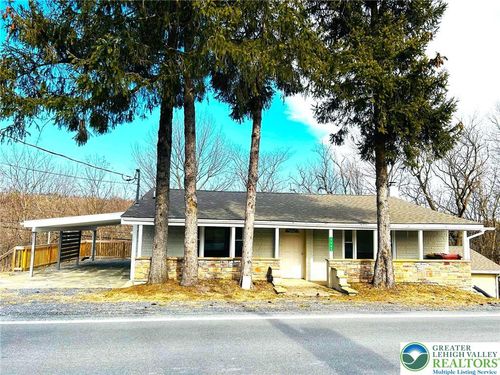 5495 2nd St, Whitehall, PA, 18052-1701 | Card Image