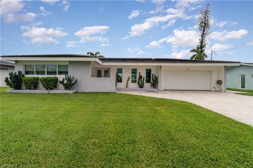 5306 Cortez Ct, CAPE CORAL, FL, 33904-5823 | Card Image