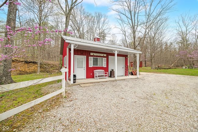 8503 Bean Blossom Rd, House other with 3 bedrooms, 2 bathrooms and null parking in Trafalgar IN | Image 74