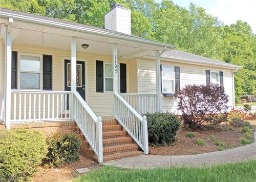 1195 Washburn Rd, Madison, NC, 27025-8237 | Card Image