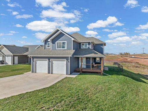 131 Sky Ridge Ave, Spearfish, SD, 57783-6371 | Card Image