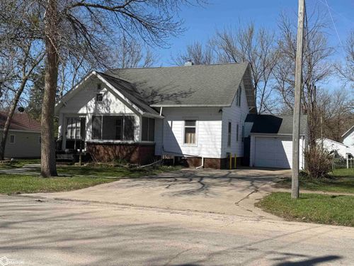 106 9th St N, Humboldt, IA, 50548-1745 | Card Image