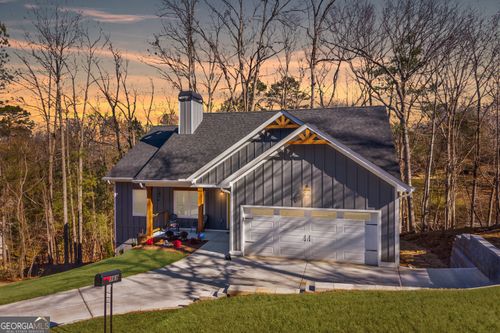 169 View St, Clarkesville, GA, 30523-5845 | Card Image