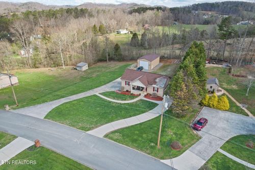 109 Grandies Ct, Andersonville, TN, 37705-2754 | Card Image