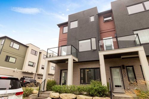 601-218 Sherwood Sq Nw, Calgary, AB, T3R0Y2 | Card Image