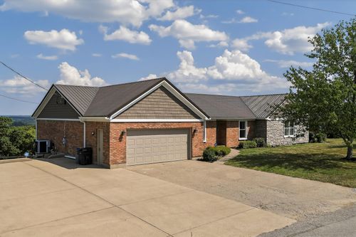 758 Turner Ridge Rd, Falmouth, KY, 41040-8627 | Card Image