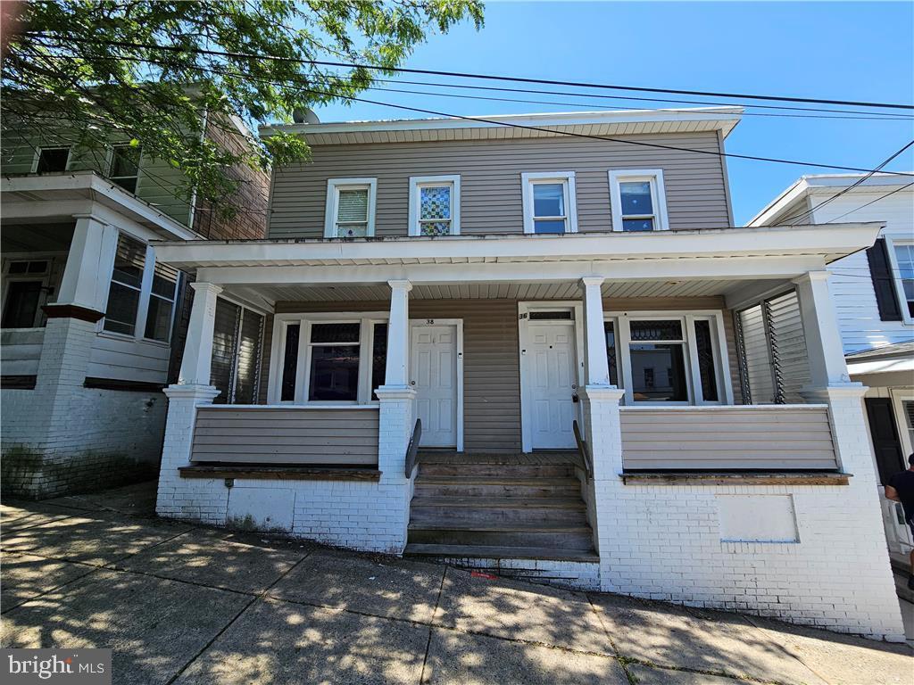 Jones St, Lansford, PA 18232
