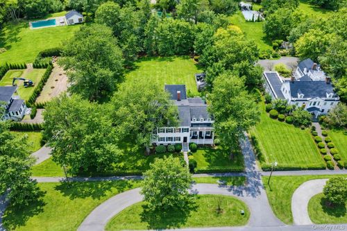 91 North St, Litchfield, CT, 06759-2505 | Card Image