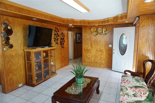 94-350 Kipou Pl, Waipahu, HI, 96797-1322 | Card Image