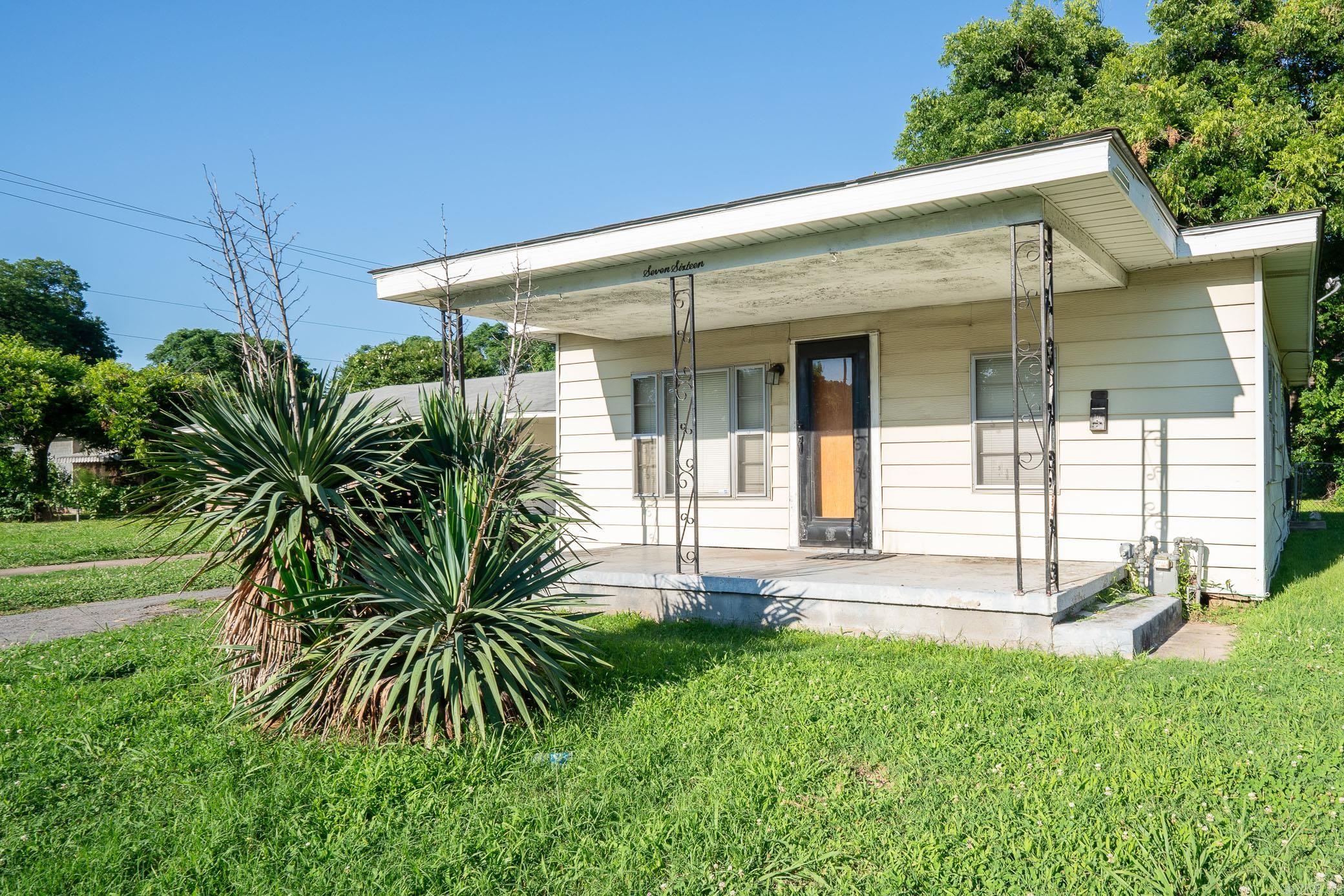 Walnut St, North Little Rock, AR 72114