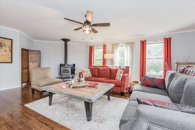 6933 Wellington 7 Rd, House other with 4 bedrooms, 2 bathrooms and 4 parking in Alma ON | Image 8