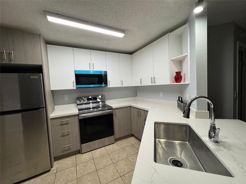 apt-e212-4025 W Mcnab Rd, Pompano Beach, FL, 33069-6550 | Card Image