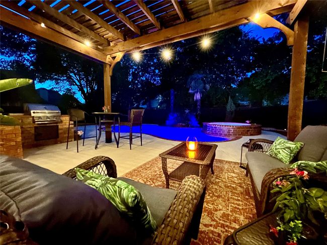 Patio at twilight | Image 28
